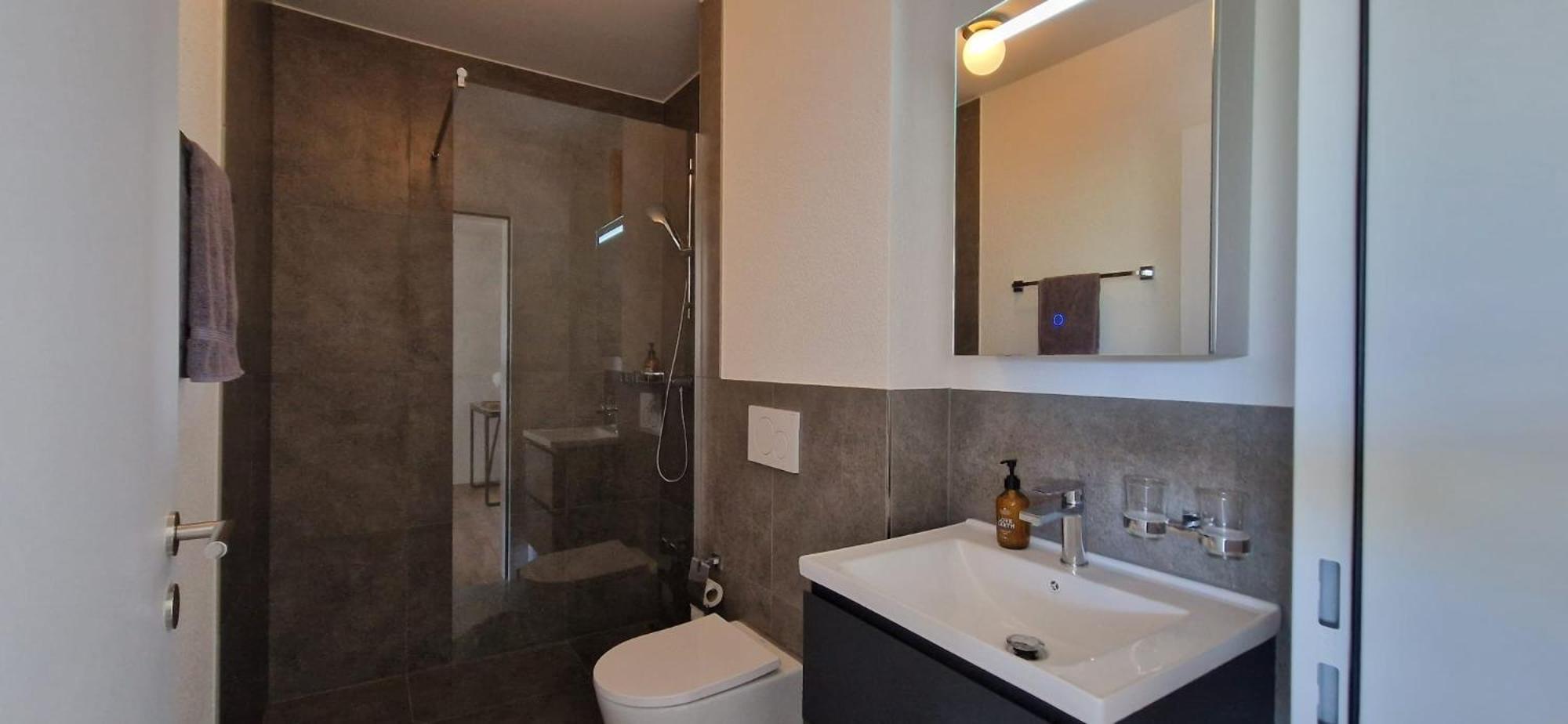Visionary Hospitality Rothenburg, Lucerne - Premium Apartments With Free Parking, Washer, Kitchen, Terrace, 15' City Kültér fotó