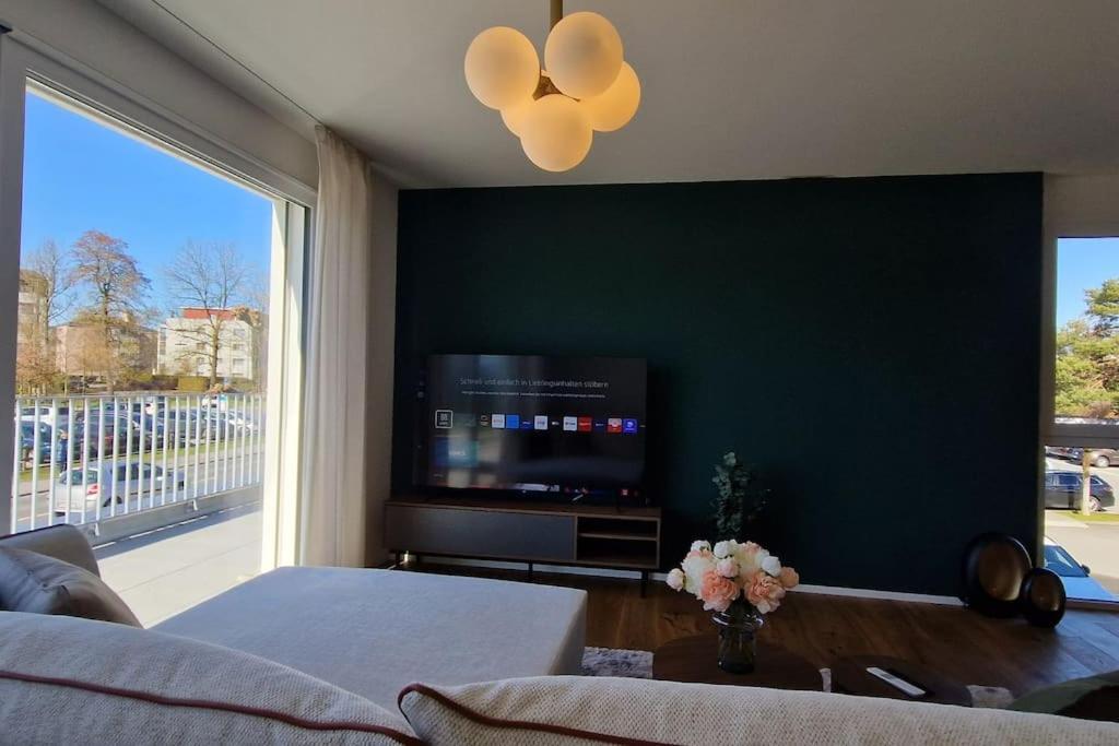 Visionary Hospitality Rothenburg, Lucerne - Premium Apartments With Free Parking, Washer, Kitchen, Terrace, 15' City Kültér fotó