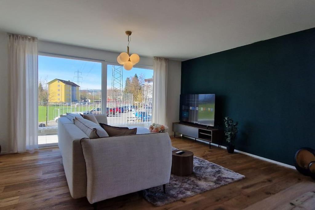 Visionary Hospitality Rothenburg, Lucerne - Premium Apartments With Free Parking, Washer, Kitchen, Terrace, 15' City Kültér fotó