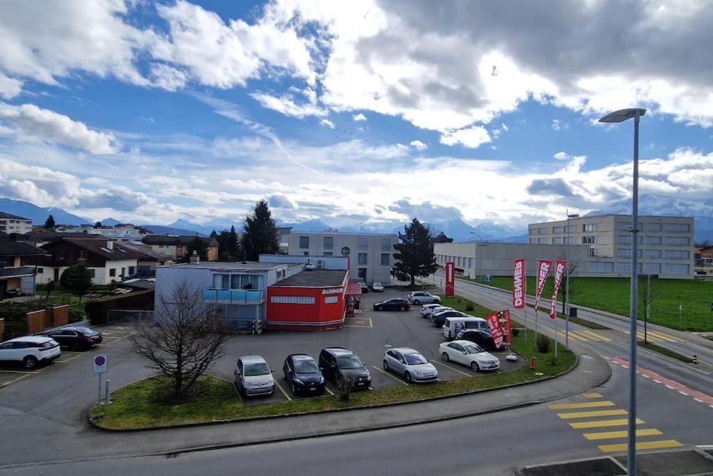Visionary Hospitality Rothenburg, Lucerne - Premium Apartments With Free Parking, Washer, Kitchen, Terrace, 15' City Kültér fotó